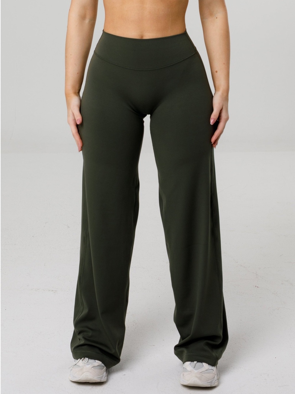 Paragon Original Sculptseam® Plus Mid-Rise Straight Leg Pant - Short 31” Ivy